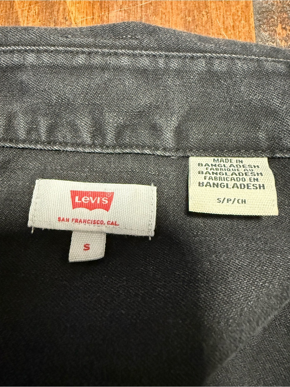 Levi's Black Denin Overshirt Shacket Button Front Jacket S - Picture 4 of 4